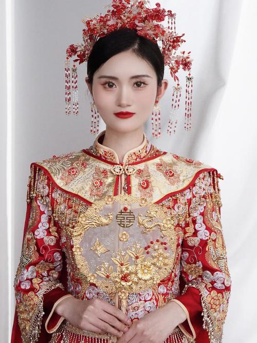 中式婚礼新娘服装叫什么