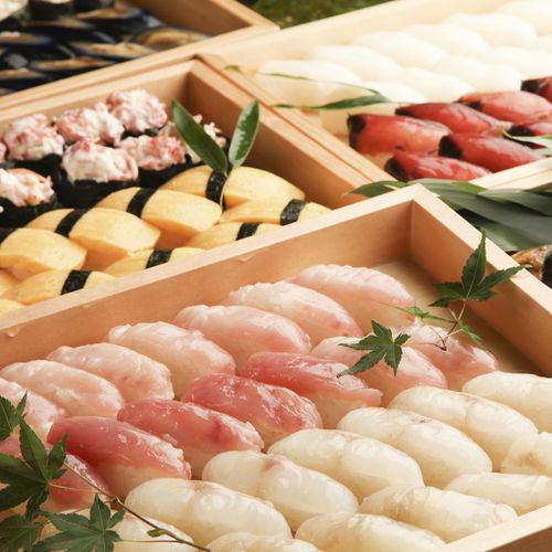 上野大地的赠物超级人气的日本料理自助餐