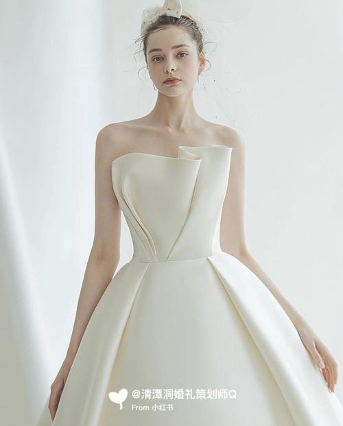 07韩国婚纱婚纱款式参考jsposa07