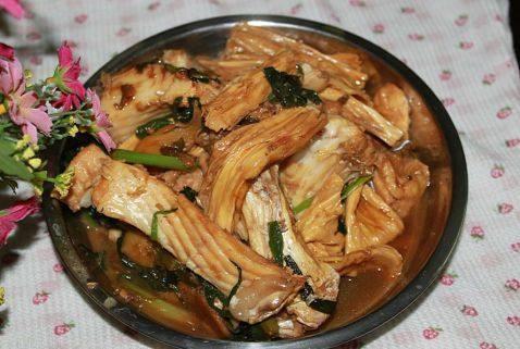 腐竹炆鲩鱼的做法,腐竹炆鲩鱼怎么做好吃,腐竹炆鲩鱼的家常做法 - 京