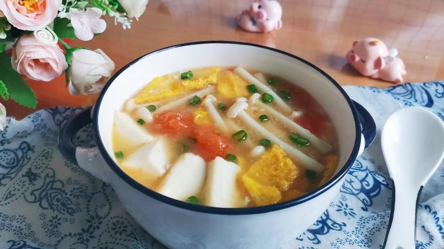 白玉菇豆腐汤 - 白玉菇豆腐汤做法,功效,食材 - 网上厨房