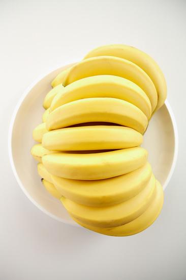 盘子里的香蕉