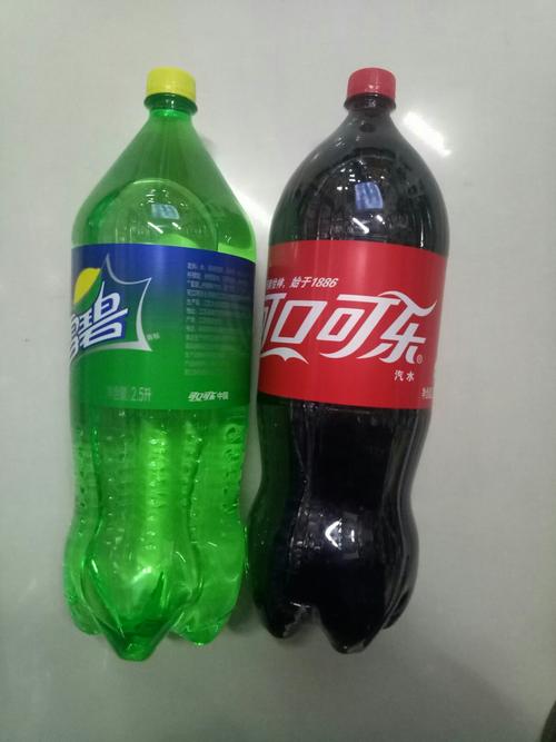 2.5l雪碧/可乐5.8元一瓶