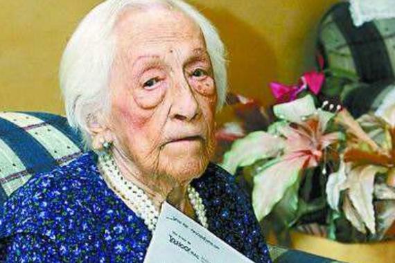 如果是按照吉尼斯纪录来看,来自法国的卡门才是世界上最长寿的人,她
