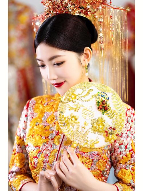 中式婚纱礼服轻奢而不失气质