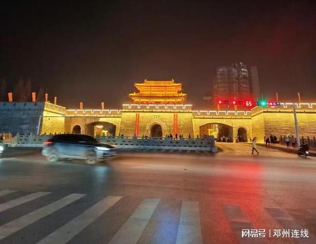 邓州火车站图片夜景