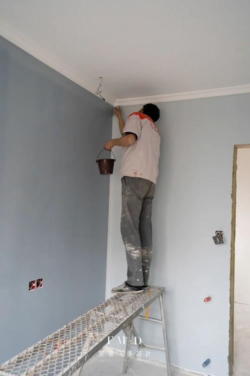 房屋装修到底是先贴砖还是先刷漆不如完整流程过一遍下
