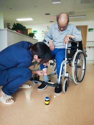 长沙养老院:85岁老人在长沙宁康医院顺利康复