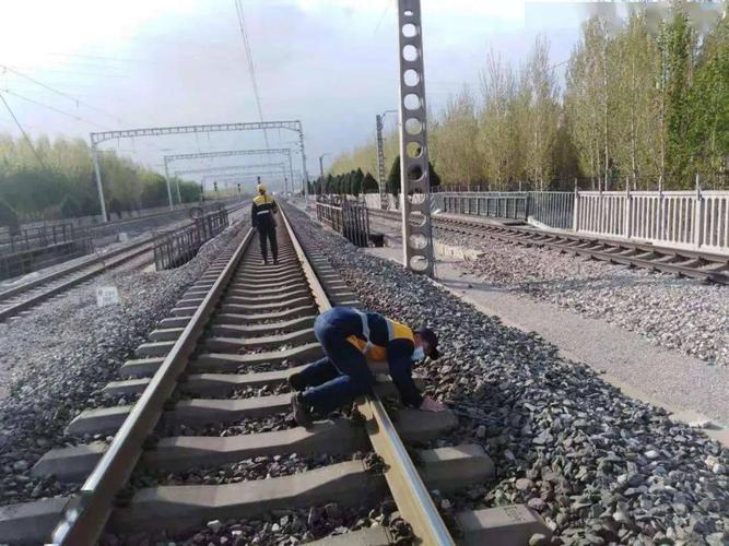 43级地震唐山铁路部门积极应对确保旅客运输安全