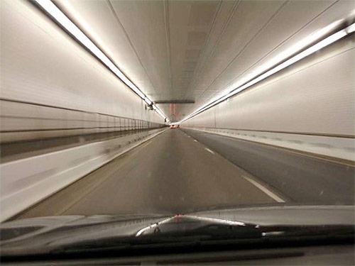 达拉尔隧道