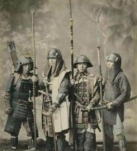 古代日本人到底有多矮,看完这些老照片就知道他们为何叫倭寇了 !