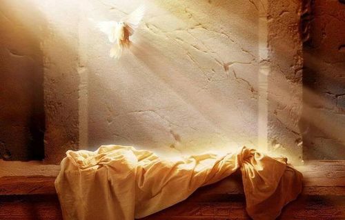 到耶稣复活以后,他们从坟墓里出来,马太福音 27:53也不叫你的圣者见朽