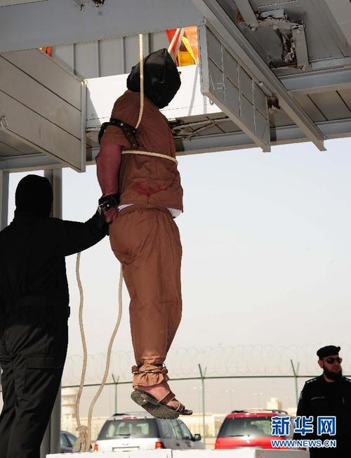 组图实拍绞刑现场科威特六年来首次对囚犯执行死刑