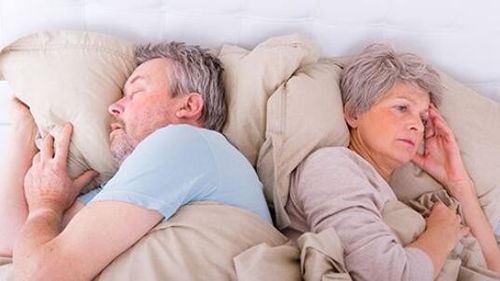 春季老人经常性失眠需谨慎 经常失眠或系老年病征兆