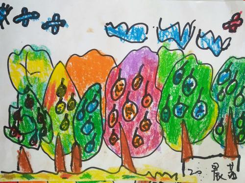 枫四幼儿园美术特长班绘画《秋天的树》