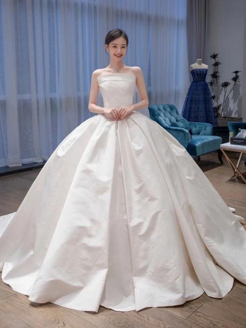 韩式婚纱