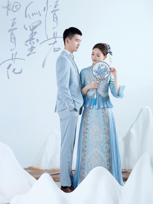 淡雅式中式婚纱