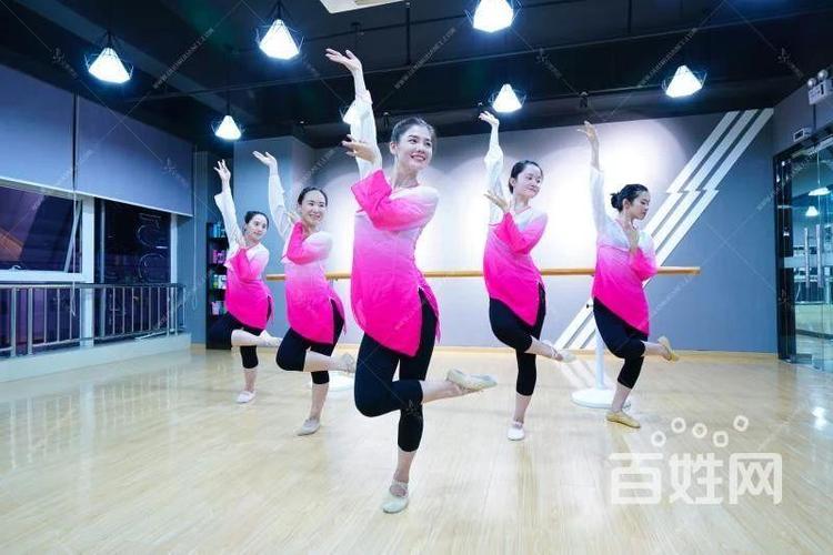深圳民治专业成人舞蹈培训学校深圳正规成人舞蹈教练班