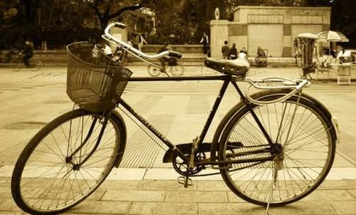 【我与改革开放40年】记忆中的交通变迁 我家那辆永久牌自行车
