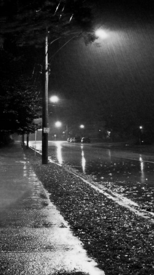 黑白 雨夜街道 素材 背景
