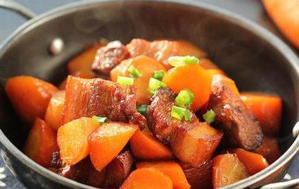 精选家常菜胡萝卜怎么做会更营养烧肉炖汤清炒or凉拌