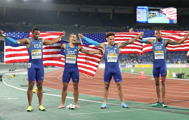 田径——世界接力赛:美国队获男子4x200米接力冠军
