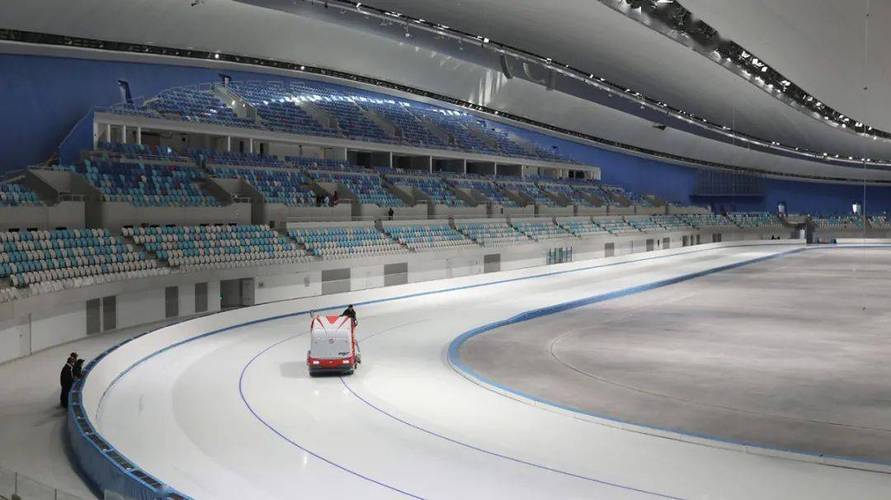 事实上,国家速滑馆不仅是2022年冬奥会的c位场馆,还是本届冬奥会市区