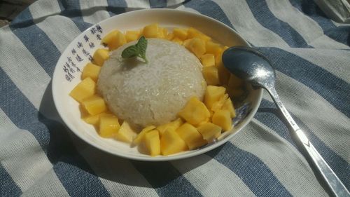 芒果椰汁糯米饭怎么做_芒果椰汁糯米饭的做法_豆果美食