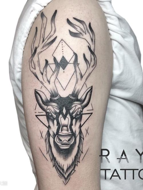 几何鹿头_纹身图案手稿图片_raye 瑞哥的纹身作品集