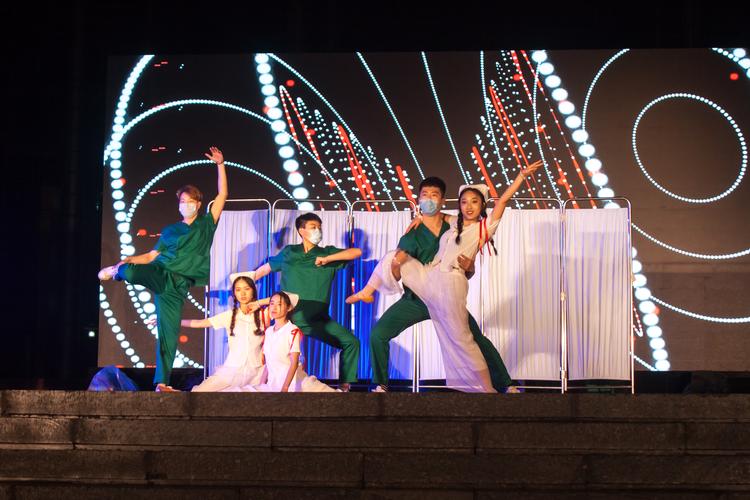 逐梦青春舞向未来泰安校区成功举办校园舞蹈大赛