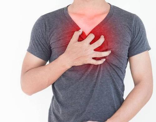 经常胸痛,可能是这几种疾病的征兆,不可小觑,越早检查越好