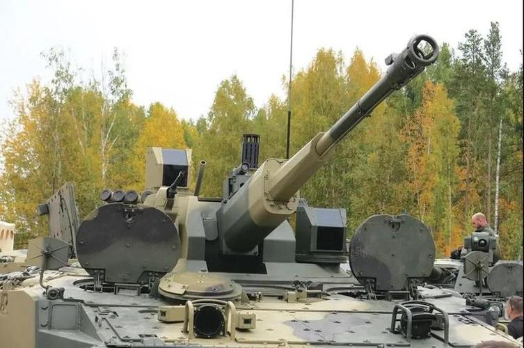 打虎英雄归来:俄军新57毫米战车炮,战斗射速超过95式自动步枪