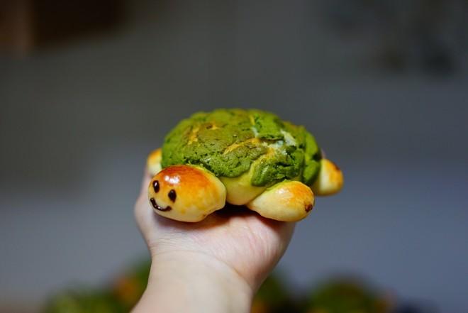绿毛龟菠萝包的做法