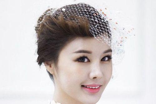韩式无刘海女神范新娘发型