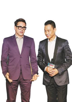 《钢铁侠3》4月6日在京举行首映礼,主演小罗伯特·唐尼和王学圻出席了