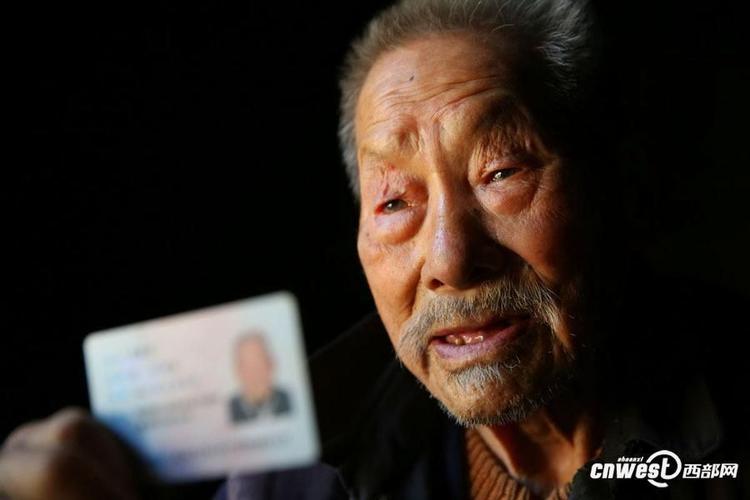 106岁长寿老人没忌口 一年喝200斤土酒