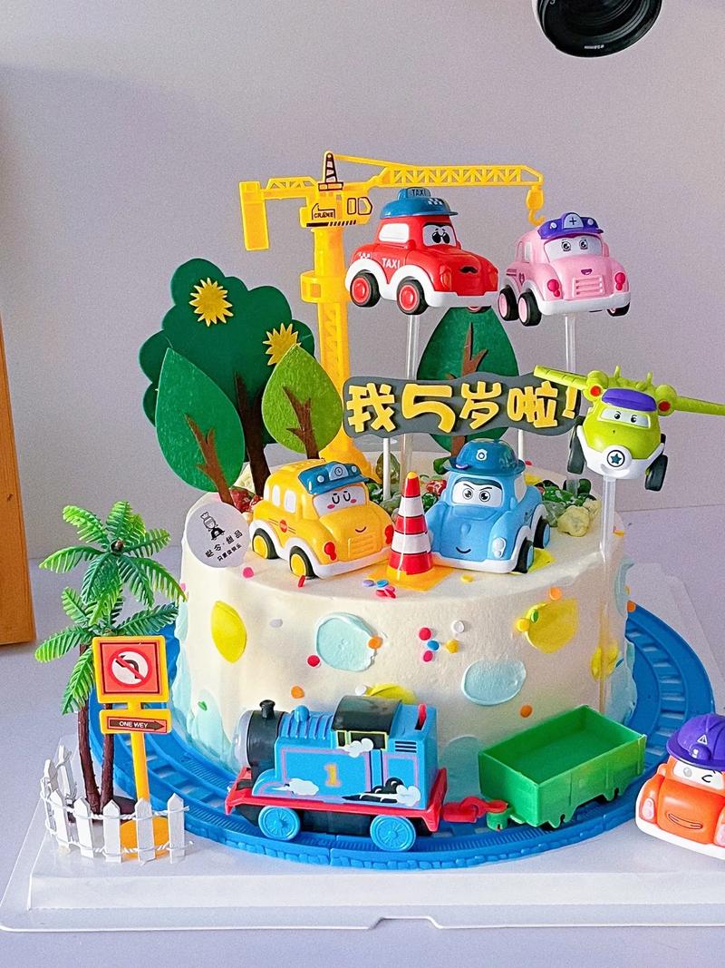 5岁男宝托马斯小火车生日蛋糕