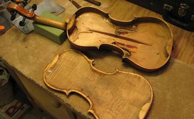 小提琴面板和背板的拆卸方法 | 小提琴作坊
