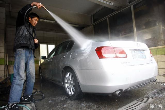 洗车用什么洗的干净