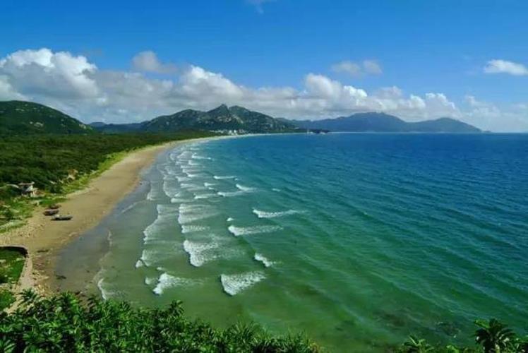 珠海最值得去的沙滩沙质细软干净细滑碧海蓝天风景宜人