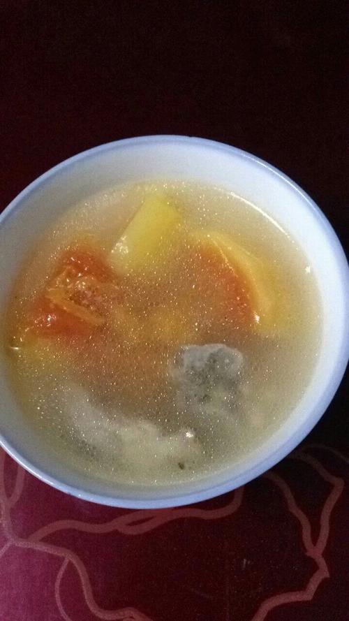 莲藕木瓜排骨汤的做法
