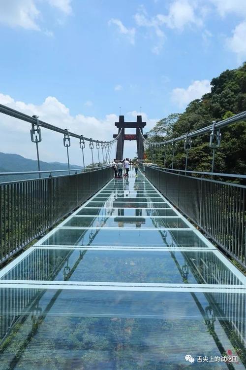 距离广州1.5小时车程,有世界最惊险的玻璃桥,还会突然碎掉!