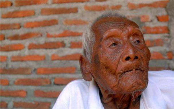 世界最长命的人:他活到146岁,最大的心愿就是去死