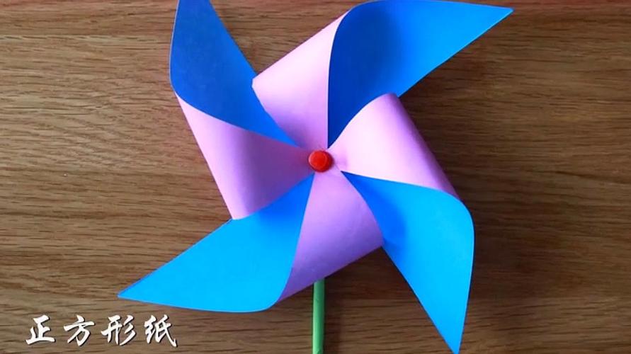 06:56  来源:好看视频-创意手工折纸diy,教你制作一个漂亮的西瓜风车