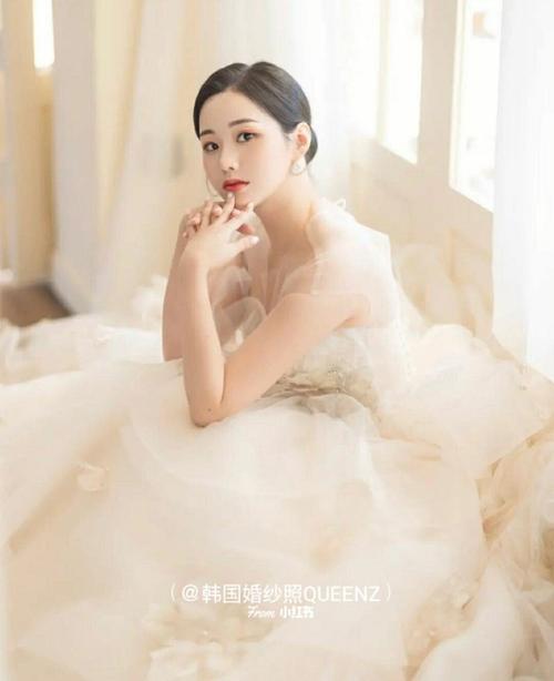 穿婚纱最美韩式61新娘婚纱造型
