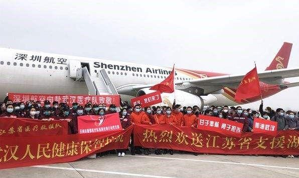 包机英语怎么说关于中国政府包机接回滞留海外的湖北旅客的新闻
