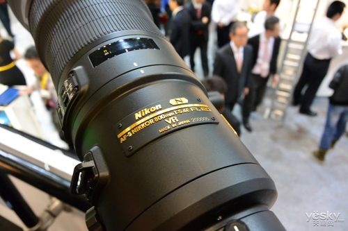 在cp 前尼康推出了两款新的尼克尔镜头:af-s尼克尔18-35mm f/3