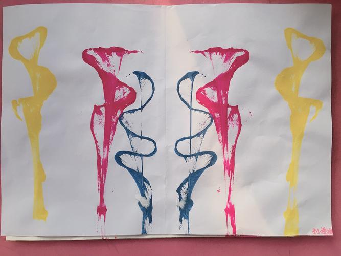 汲滩第一中心幼儿园小班创意美术——〈线拉画〉