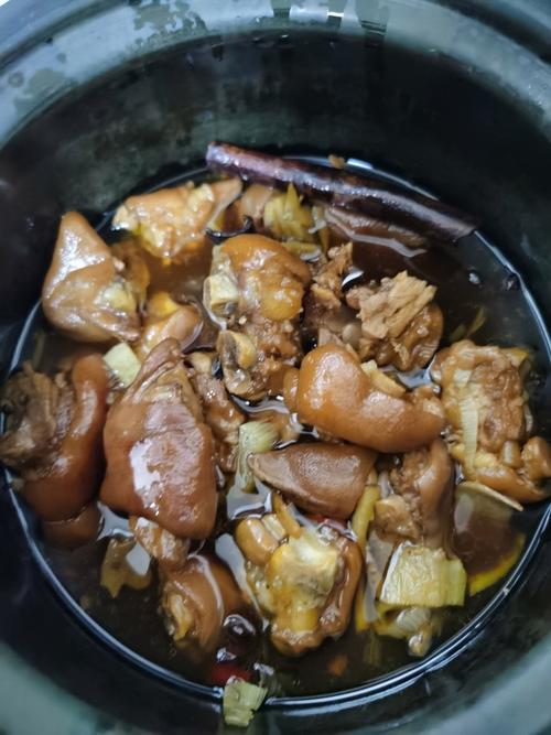 猪蹄炖黄豆高压锅版的做法