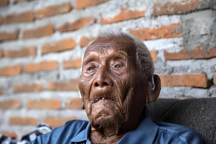 世界上最长寿的人:活到了146岁,最大的心愿就是去死 - 世界之最